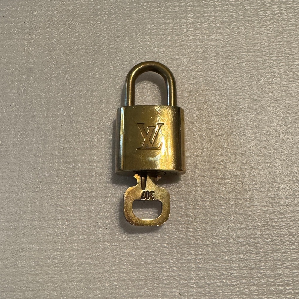 Louis Vuitton Gold Padlock with Key #307